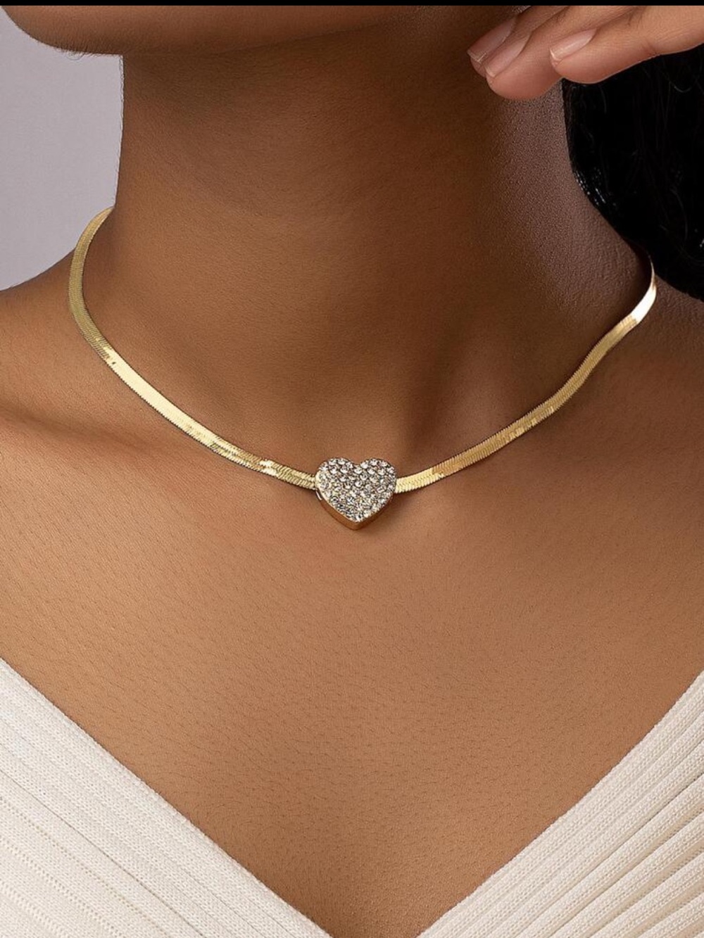 Gold heart choker